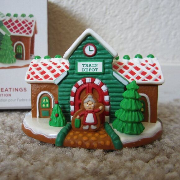 Season's Treatings Special Edition 2023 Hallmark ornament - Picture 1 of 8